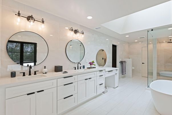 Bathroom, Dual Sink Vanities, Free Standing Baths, Glass Shower, Interior, Recessed Lighting