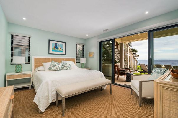 Bedroom, Interior, Recessed Lighting, Water