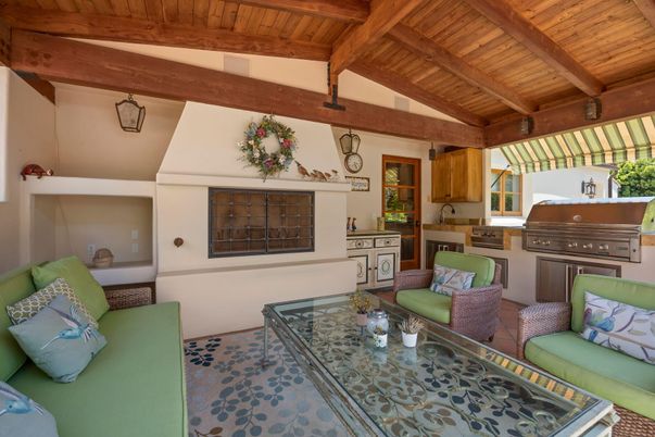 Interior, Living room, Wooden Beams, Wooden Ceilings