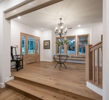 Chandelier, Interior, Recessed Lighting, Wood Texture Flooring