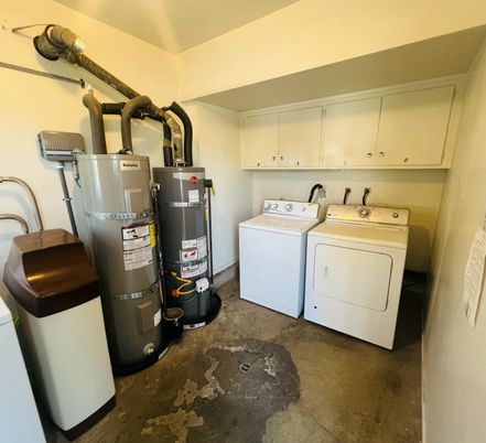 Interior, Washer