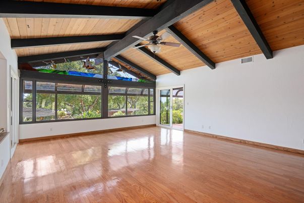 Empty room, Interior, Wooden Beams, Wooden Ceilings, Wood Texture Flooring