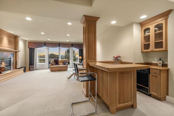 Fireplace, Interior, Recessed Lighting