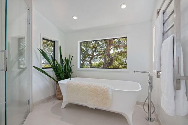 Bathroom, Free Standing Baths, Interior, Recessed Lighting