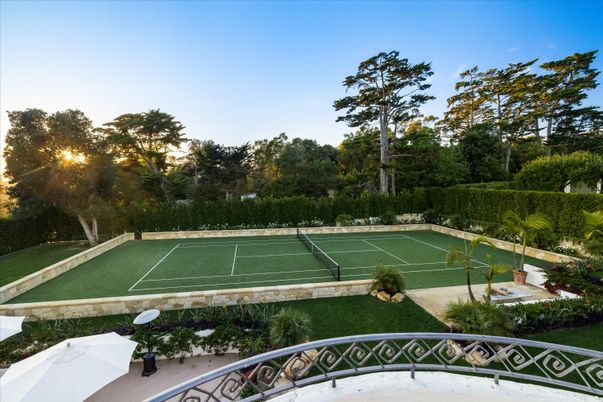 Exterior, Tennis Courts