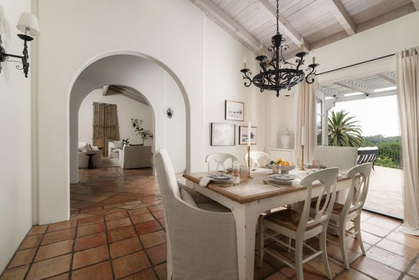 Chandelier, Dining room, Interior, Living room, Wooden Beams, Wooden Ceilings