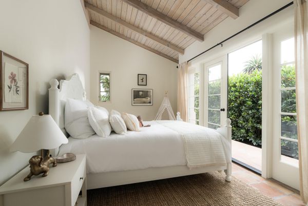 Bedroom, Interior, Wooden Beams, Wooden Ceilings