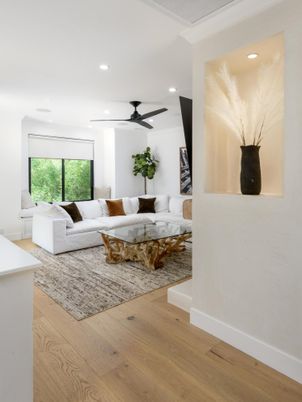 Interior, Living room, Recessed Lighting, Wood Texture Flooring