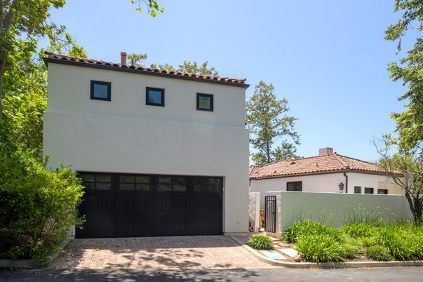 Attached, Exterior, Facade, Spanish Mediterranean