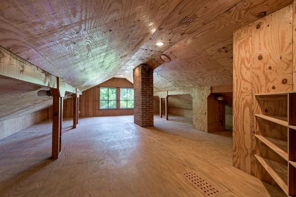 Empty room, Interior, Recessed Lighting, Wooden Ceilings, Wood Texture Flooring, Wooden Walls