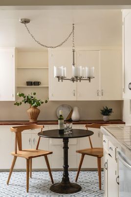 Chandelier, Dining room, Interior