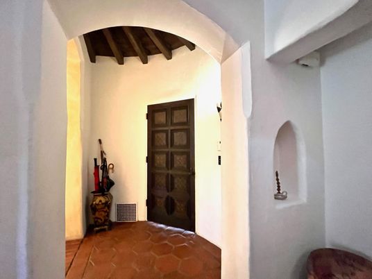 Interior, Wooden Beams