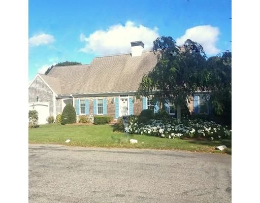 Exterior, Facade, Brick Facade, Cape Cod