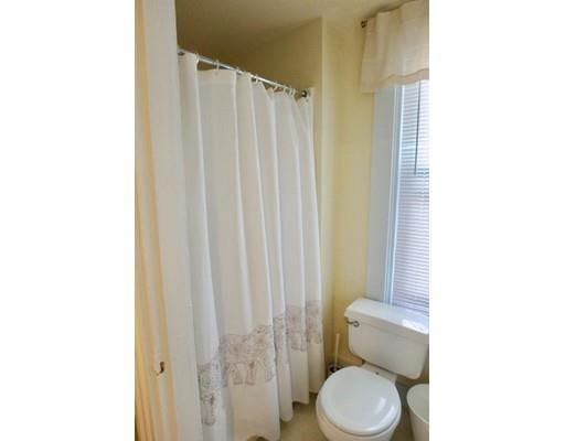 Interior, Bathroom, Ceramic Tile