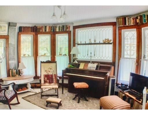 Interior, Wood Texture Flooring, Living room, Fireplace, Piano