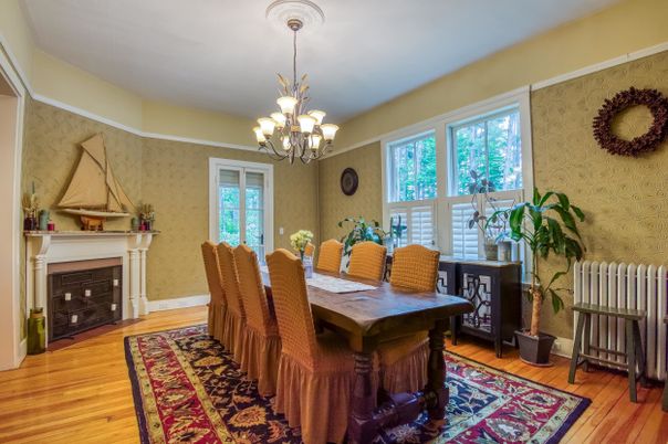 Chandelier, Dining room, Fireplace, Interior, Wood Texture Flooring