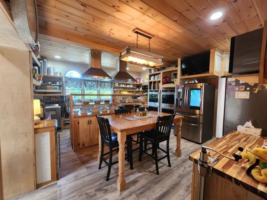 Dining room, Interior, Kitchen, Pendant Lights, Recessed Lighting, Wooden Ceilings, Wood Texture Flooring