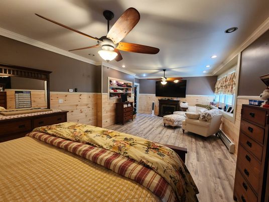 Bedroom, Fireplace, Interior, Recessed Lighting, Wood Texture Flooring