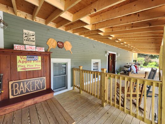 Exterior, Wood Texture Flooring