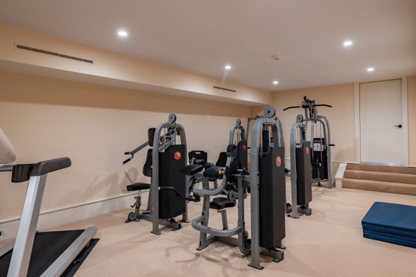 Fitness Equipment, Interior, Recessed Lighting