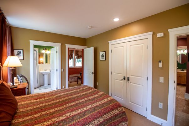 Bathroom, Bedroom, Interior, Recessed Lighting