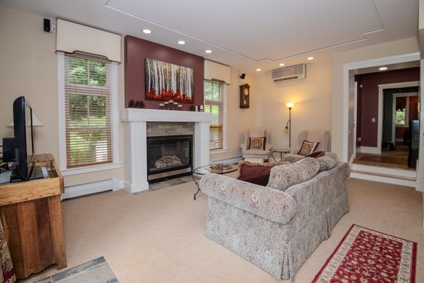 Fireplace, Interior, Living room, Recessed Lighting