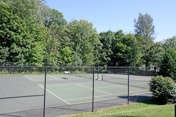 Exterior, Tennis Courts
