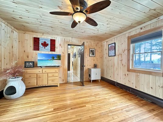 Empty room, Interior, Wood Texture Flooring, Wooden Walls