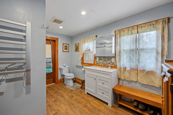Bathroom, Interior, Recessed Lighting, Wood Texture Flooring