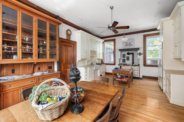 Dining room, Interior, Kitchen, Pendant Lights, Recessed Lighting, Wood Texture Flooring