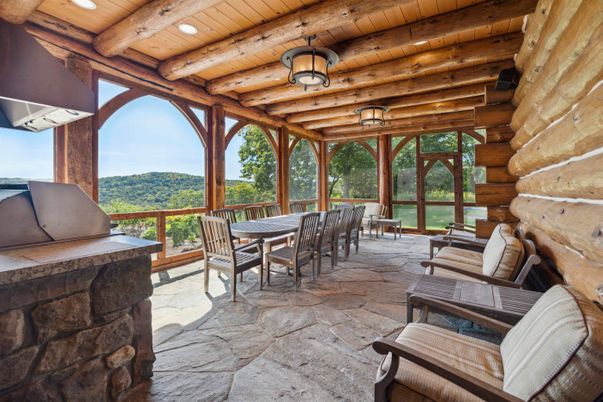 Exterior, Wooden Beams