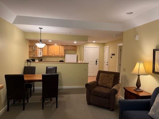 Dining room, Interior, Kitchen, Pendant Lights, Recessed Lighting