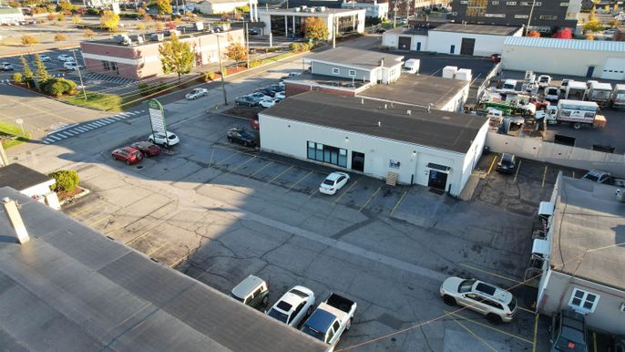 Exterior, Drone