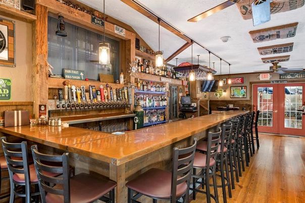 Interior, Pendant Lights, Wood Texture Flooring