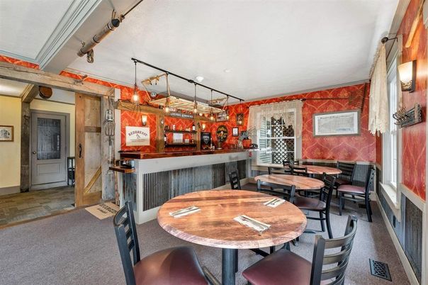 Dining room, Interior