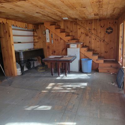 Interior, Piano, Wooden Ceilings, Wooden Walls