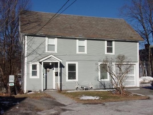 Attached, Exterior, Facade, Cape Cod