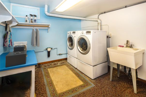 Interior, Washer
