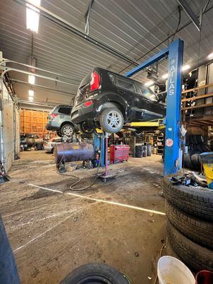 Garage, Interior