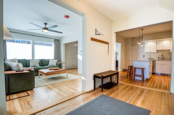 Interior, Kitchen, Living room, Pendant Lights, Wood Texture Flooring