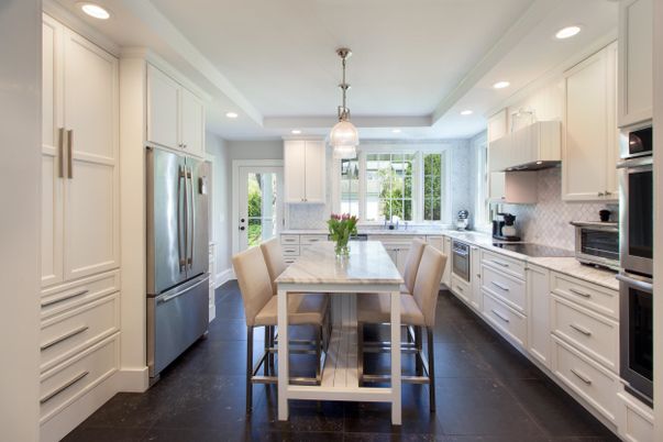 Dining room, Interior, Kitchen, Pendant Lights, Recessed Lighting, Stainless Steel Appliances