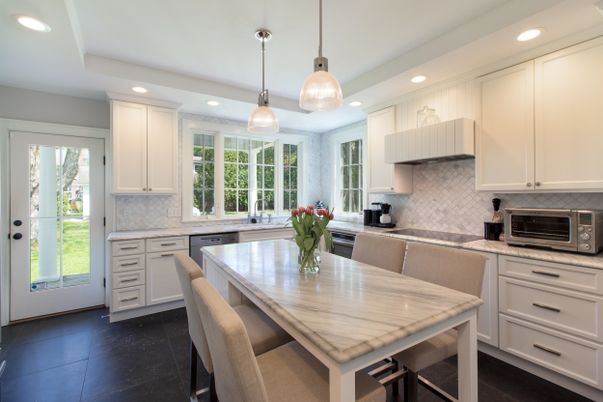 Interior, Kitchen, Pendant Lights, Recessed Lighting, Stainless Steel Appliances
