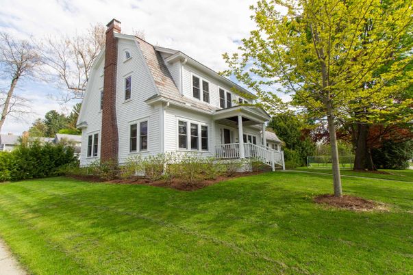 Backyard, Exterior, Facade, Queen Anne Victorian