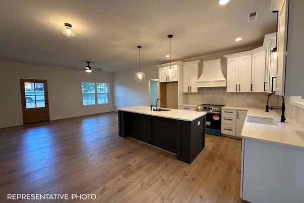 Interior, Kitchen, Pendant Lights, Recessed Lighting, Wood Texture Flooring