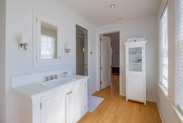 Bathroom, Interior, Recessed Lighting, Wood Texture Flooring