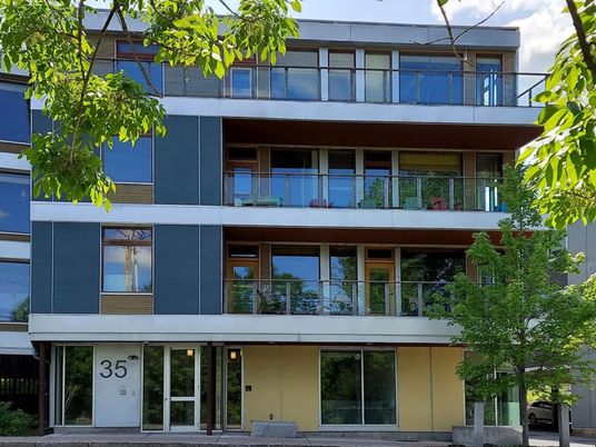 Exterior, Facade, Modern