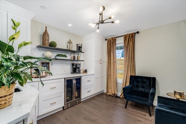 Interior, Pendant Lights, Recessed Lighting, Wood Texture Flooring