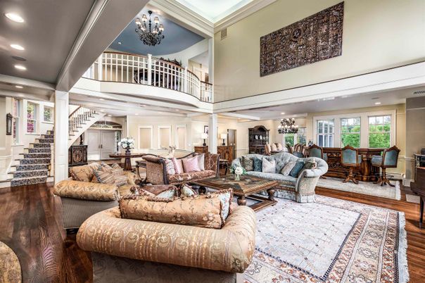 Chandelier, Dining room, Interior, Living room, Recessed Lighting, Wood Texture Flooring