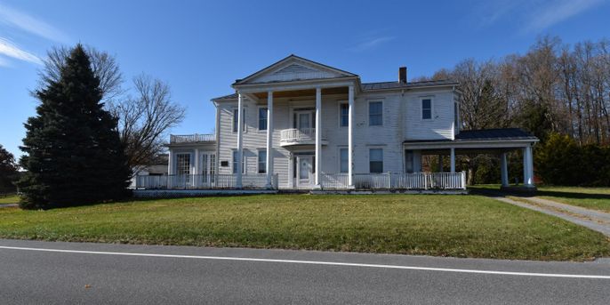 Backyard, Exterior, Facade, Georgian