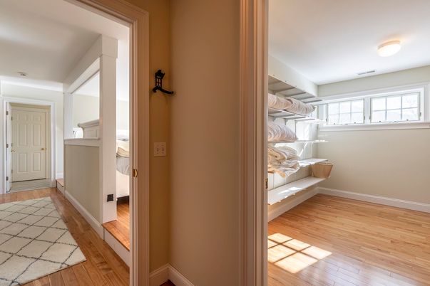 Interior, Walk-in Closets, Wood Texture Flooring